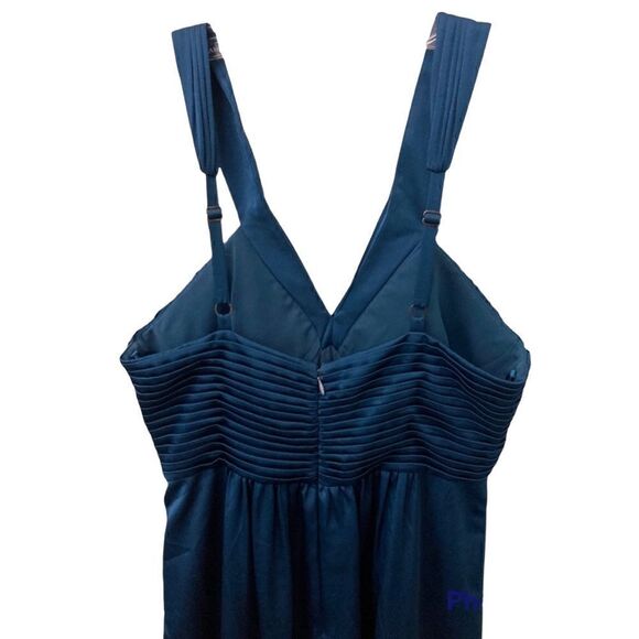 BCBGMaxAzria Full Length Formal Dress Size 8 - Picture 5 of 5